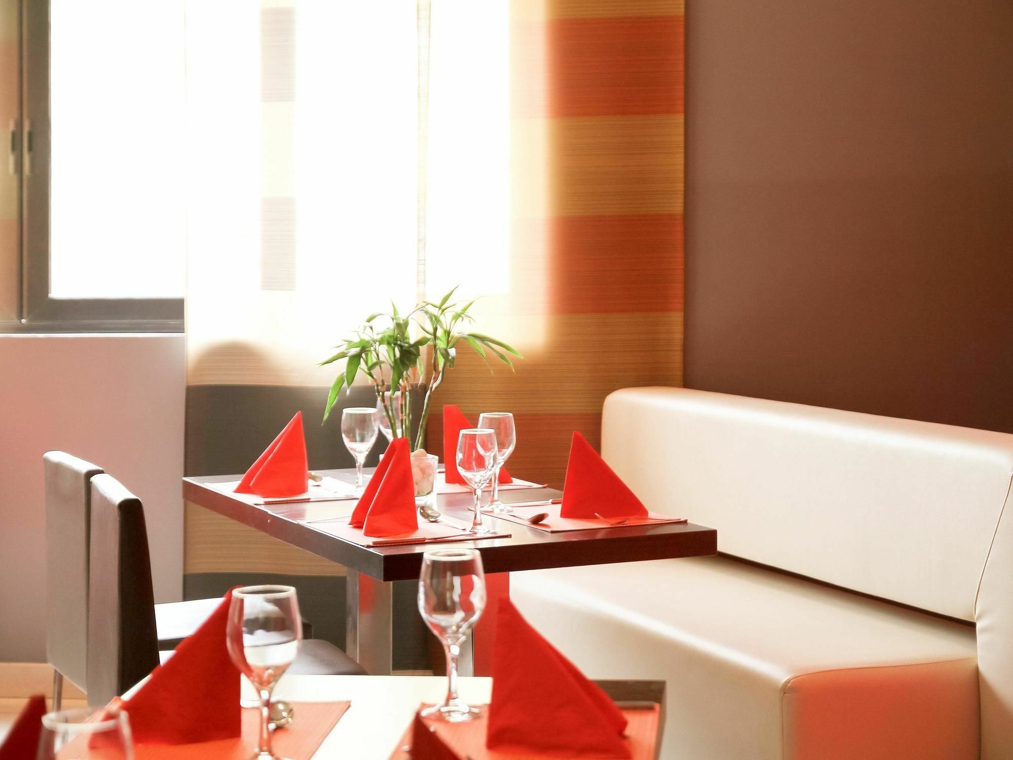 Ibis Constantine Hotel ภายนอก รูปภาพ