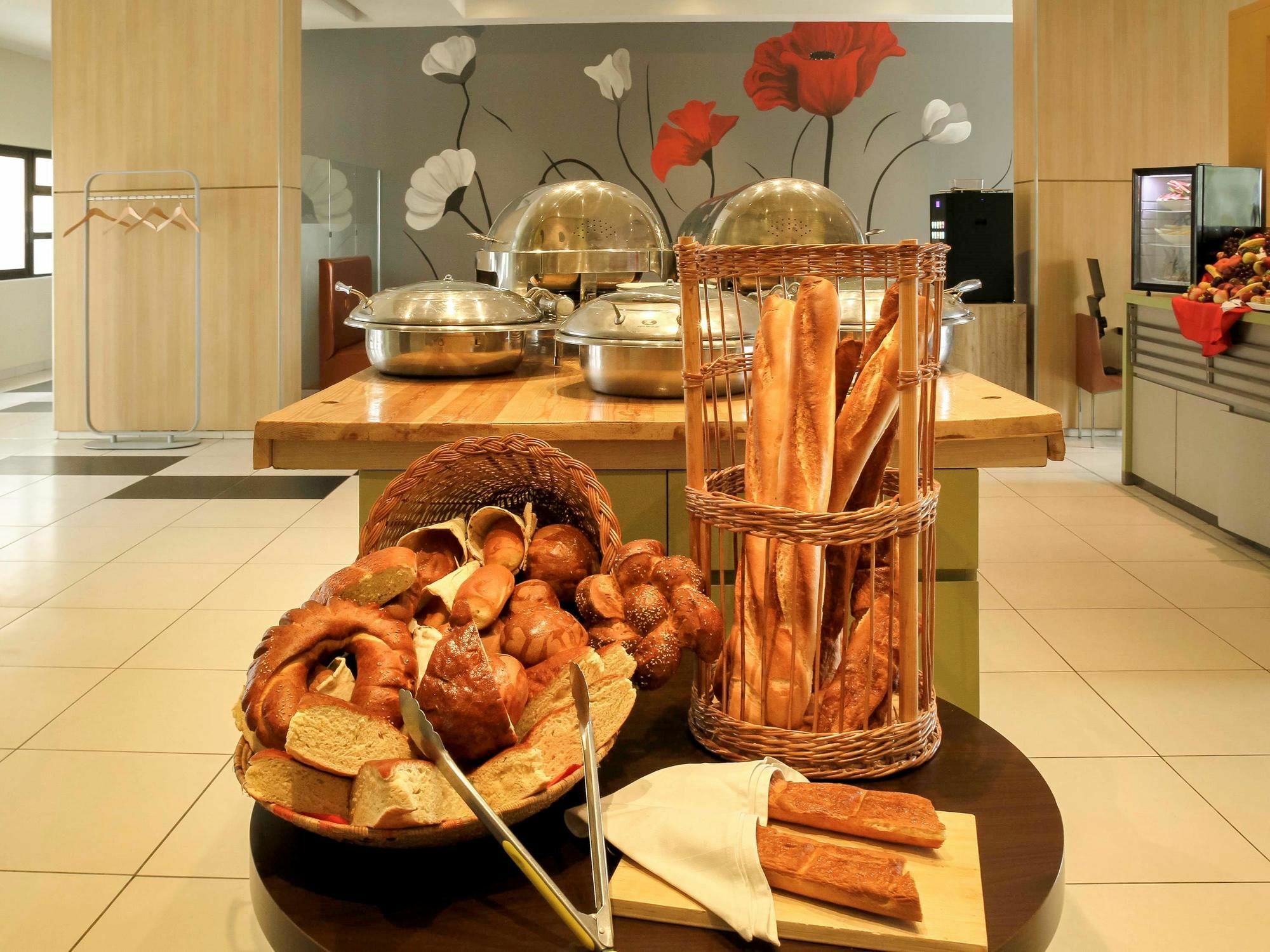 Ibis Constantine Hotel ภายนอก รูปภาพ